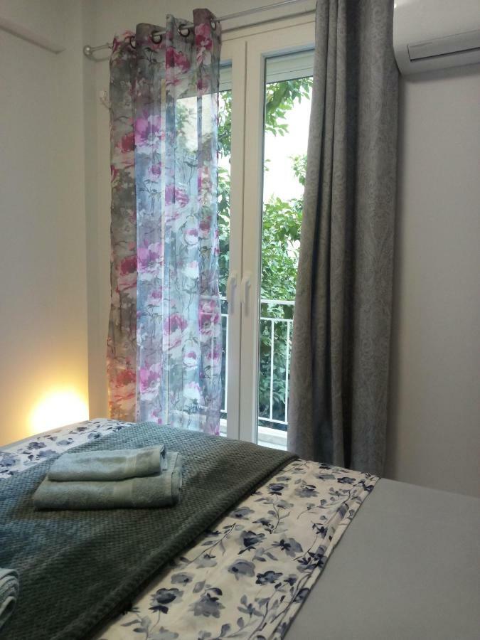 New Apartment With A Separate Entrance Near The Subway. Athena Bagian luar foto